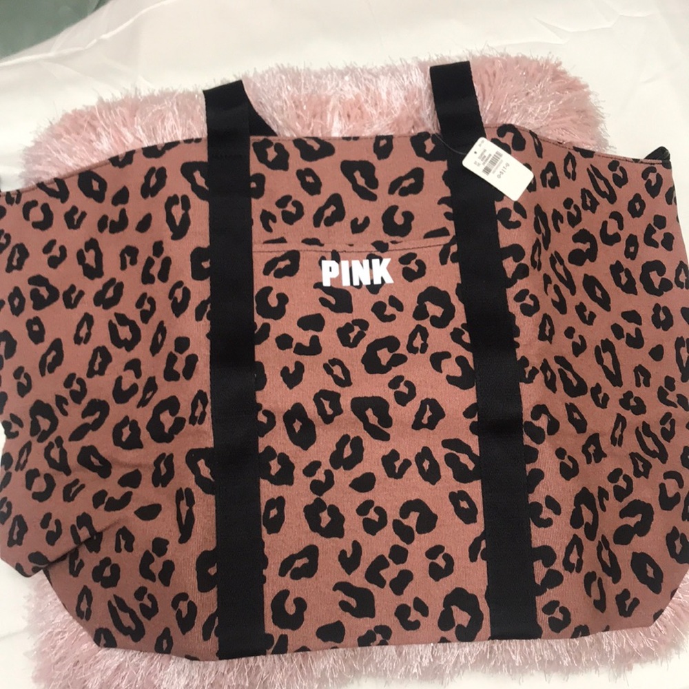 Victoria Secrets Pink travel bag